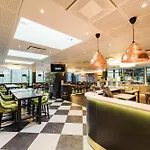 Hotel Haaga Central Park 