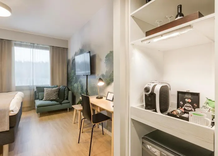 Hotel Haaga Central Park